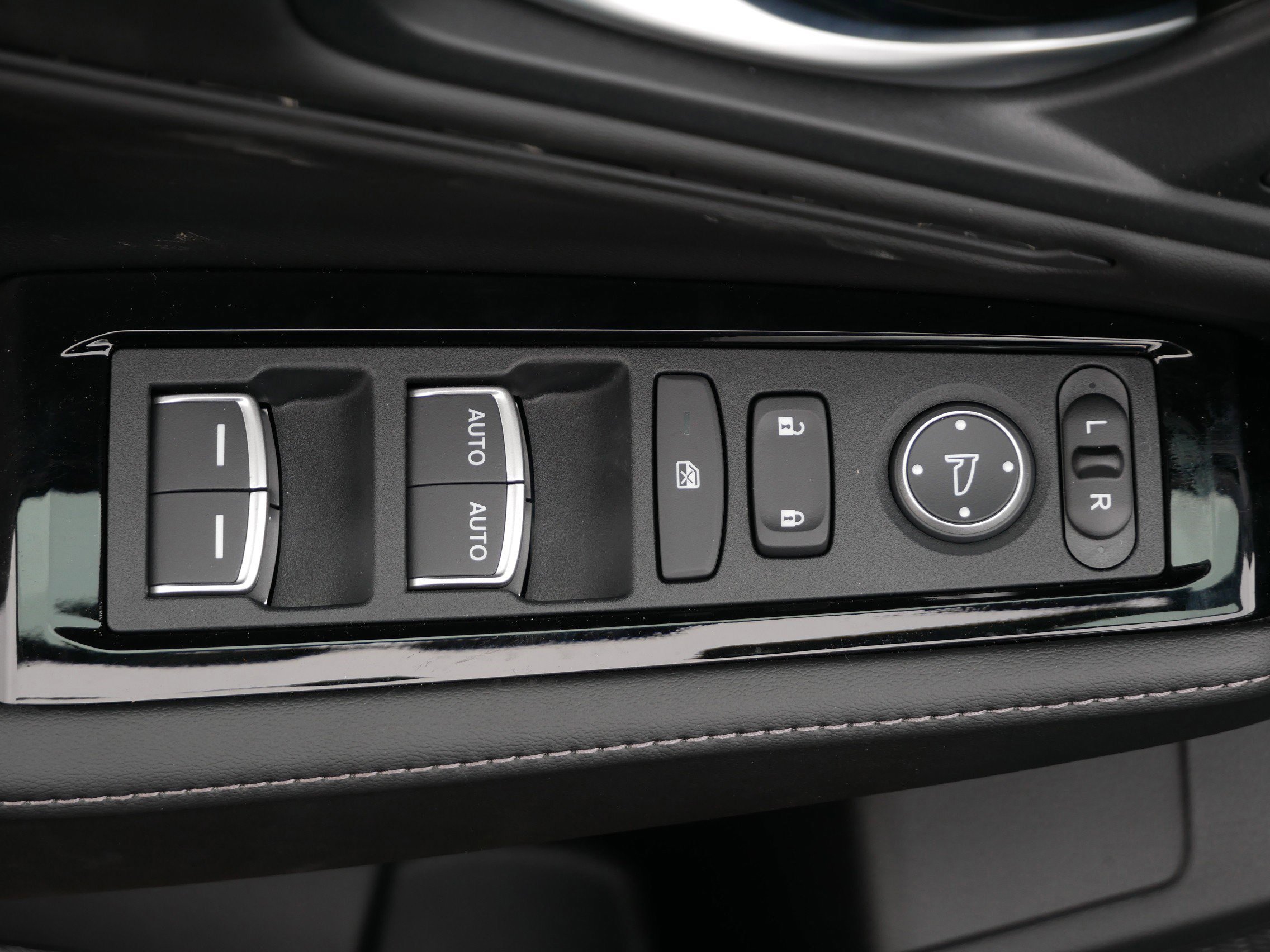 New 2026 Honda Accord Touring image 13