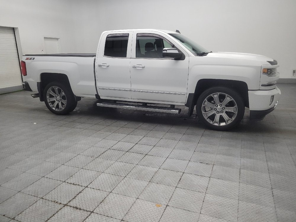 Used 2017 Chevrolet Silverado 1500 LTZ Z71 w/ LTZ Plus Package AWD/4WD image 11