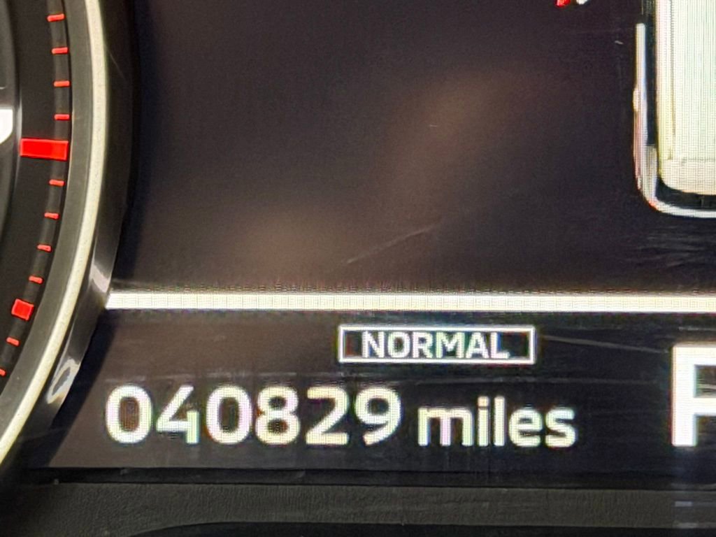 Used 2023 Mitsubishi Outlander SE image 20