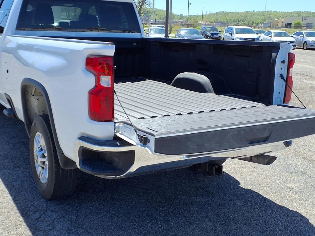 Used 2024 Chevrolet Silverado 2500 LT image 29
