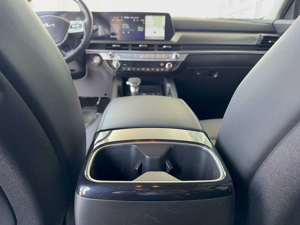 Used 2023 Kia Telluride LX FWD image 31