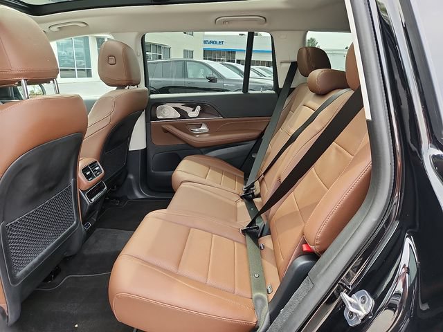 Used 2026 Mercedes-Benz GLS 450 4MATIC image 8