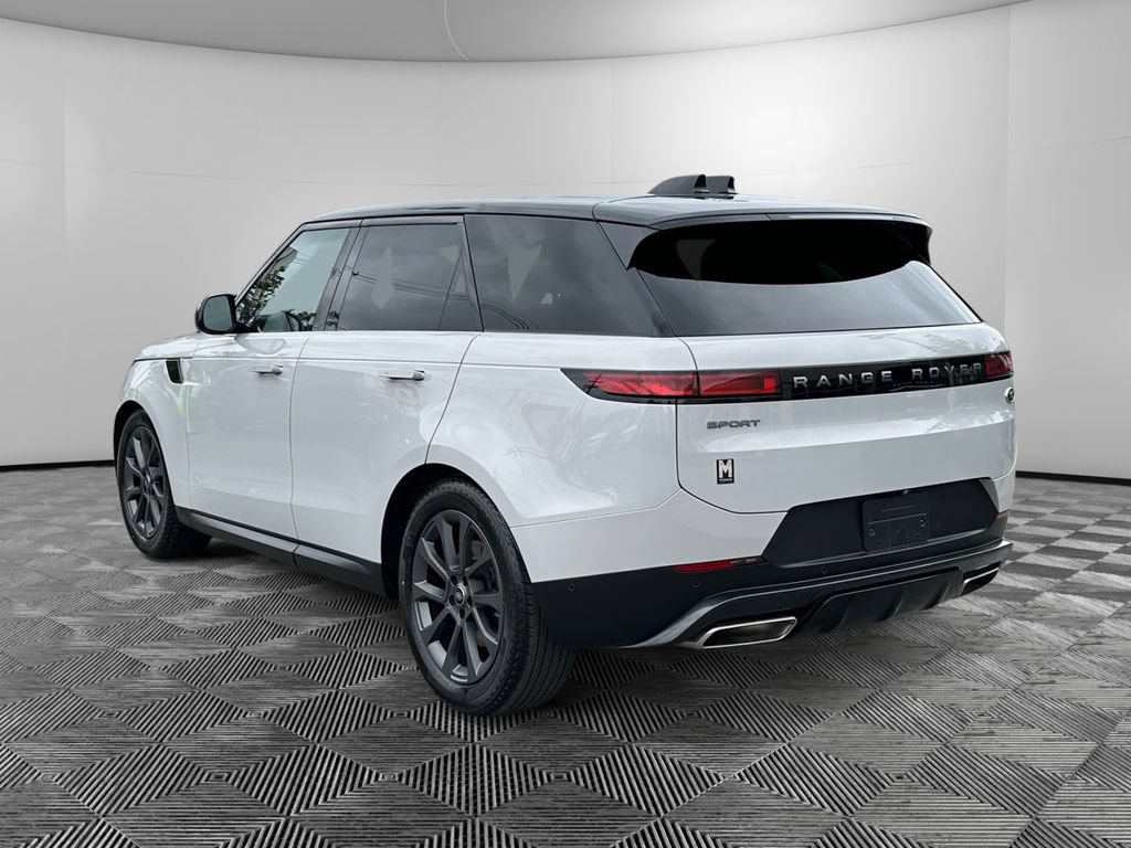 Used 2023 Land Rover Range Rover Sport SE AWD/4WD image 4