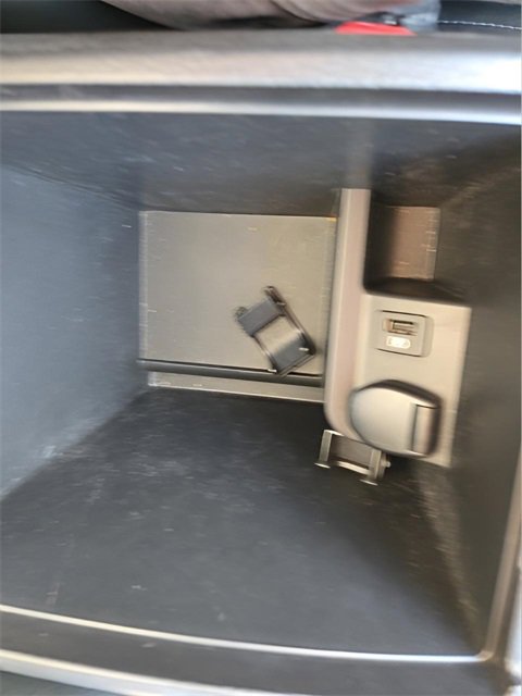 Used 2022 Nissan Rogue Sport SL image 23