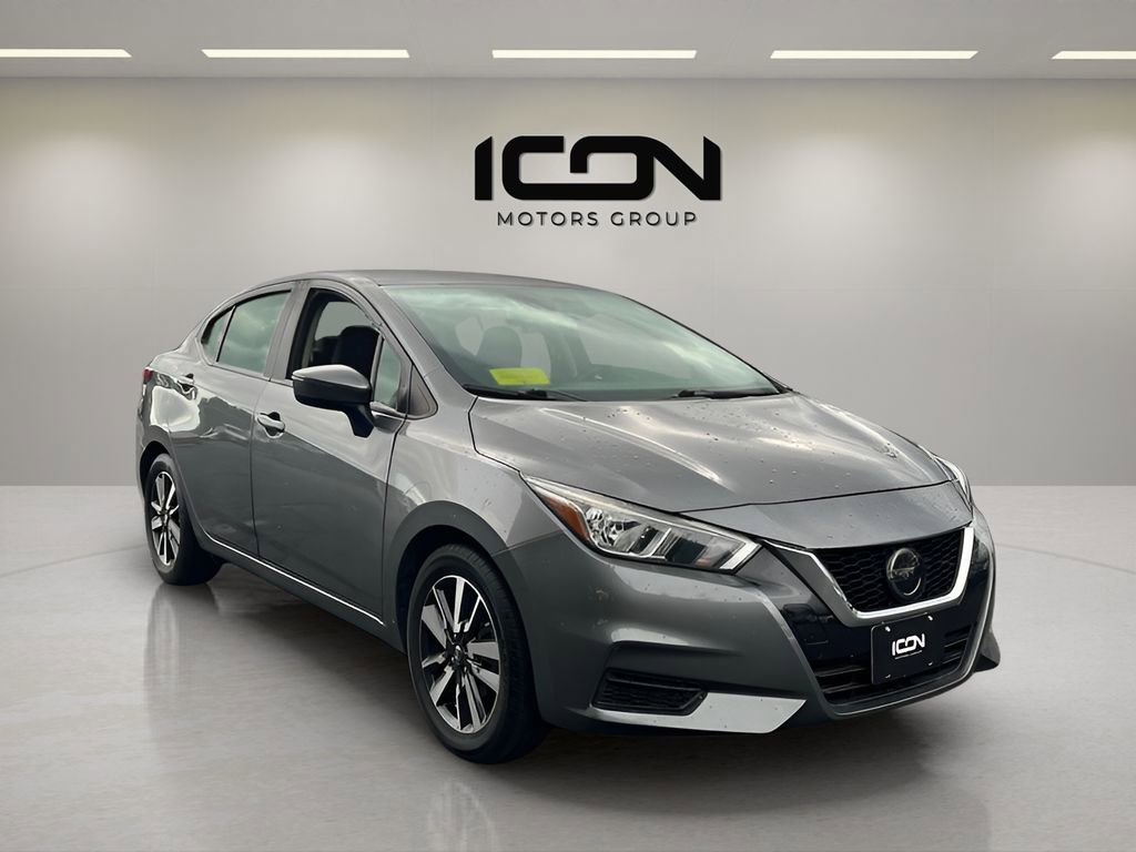 Used 2021 Nissan Versa SV FWD image 3