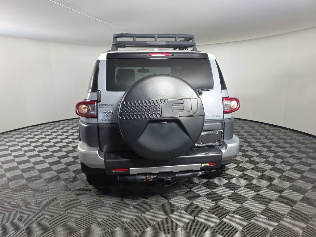 Used 2014 Toyota FJ Cruiser 4WD w/ Convenience Package image 4