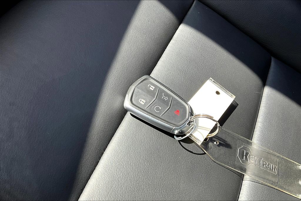 Used 2023 Cadillac XT4 Premium Luxury image 40