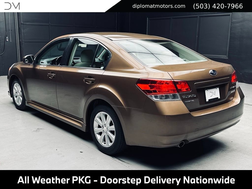 Used 2011 Subaru Legacy 2.5i Premium w/ All-Weather Pkg AWD/4WD image 5