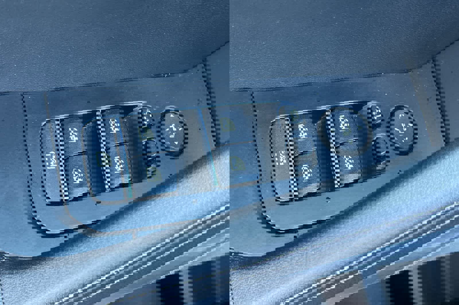 Certified 2023 BMW X6 xDrive40i w/ M Sport Package image 15