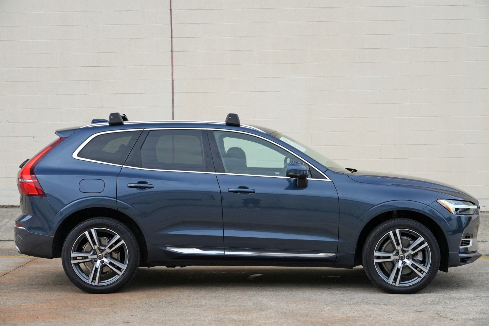 Used 2021 Volvo XC60 T8 Inscription Expression w/ Premium Package AWD/4WD image 52