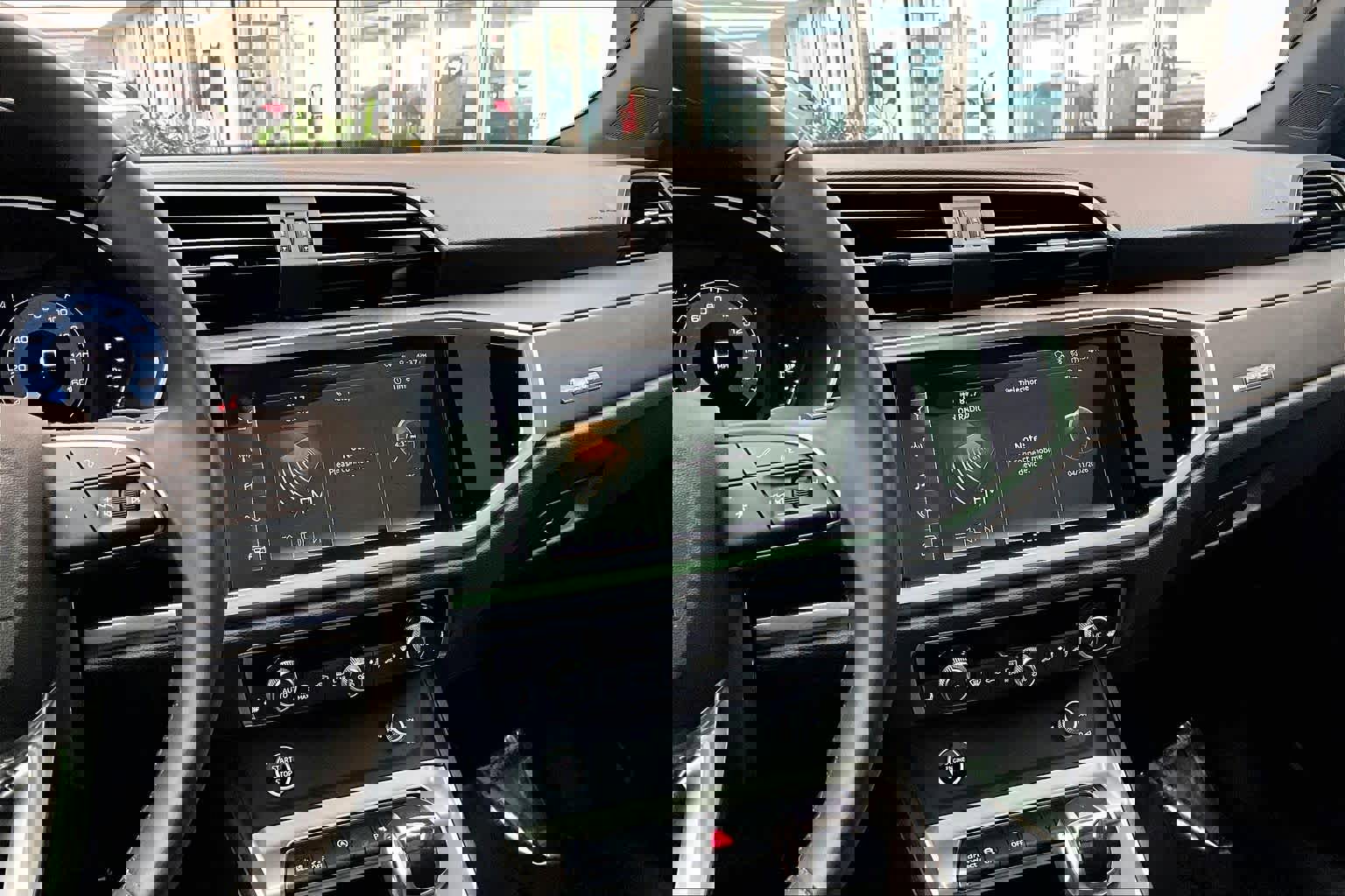 Certified 2023 Audi Q3 2.0T Premium w/ Convenience Package AWD/4WD image 7