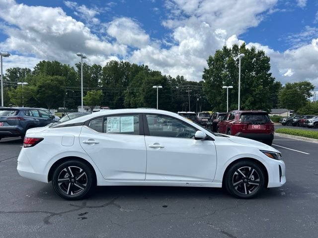 Used 2025 Nissan Sentra SV FWD image 5