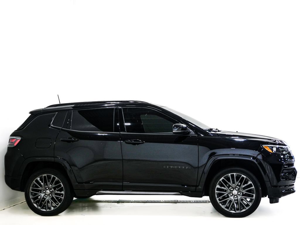 Used 2022 Jeep Compass High Altitude AWD/4WD image 5