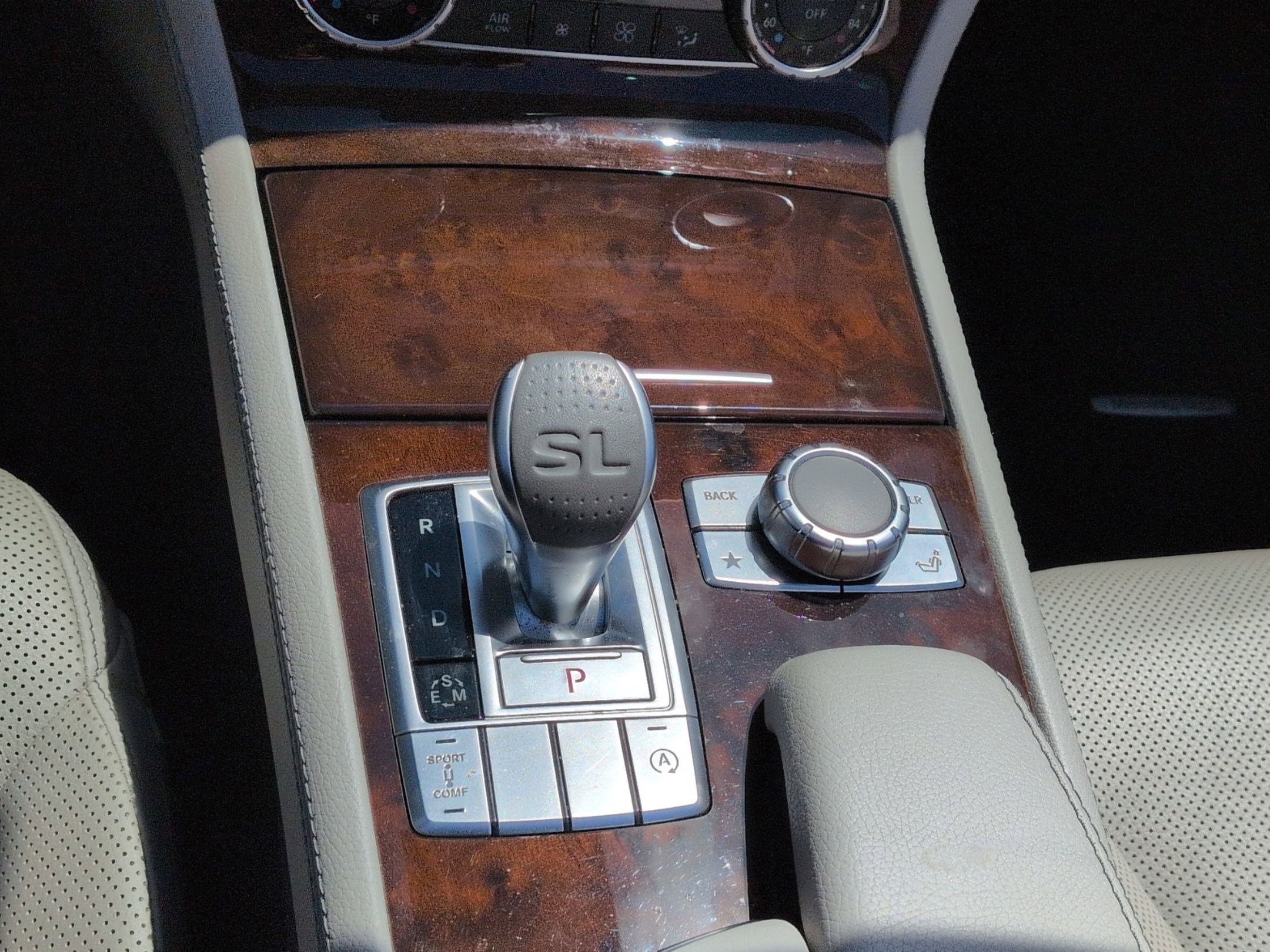 Used 2015 Mercedes-Benz SL 400 image 26