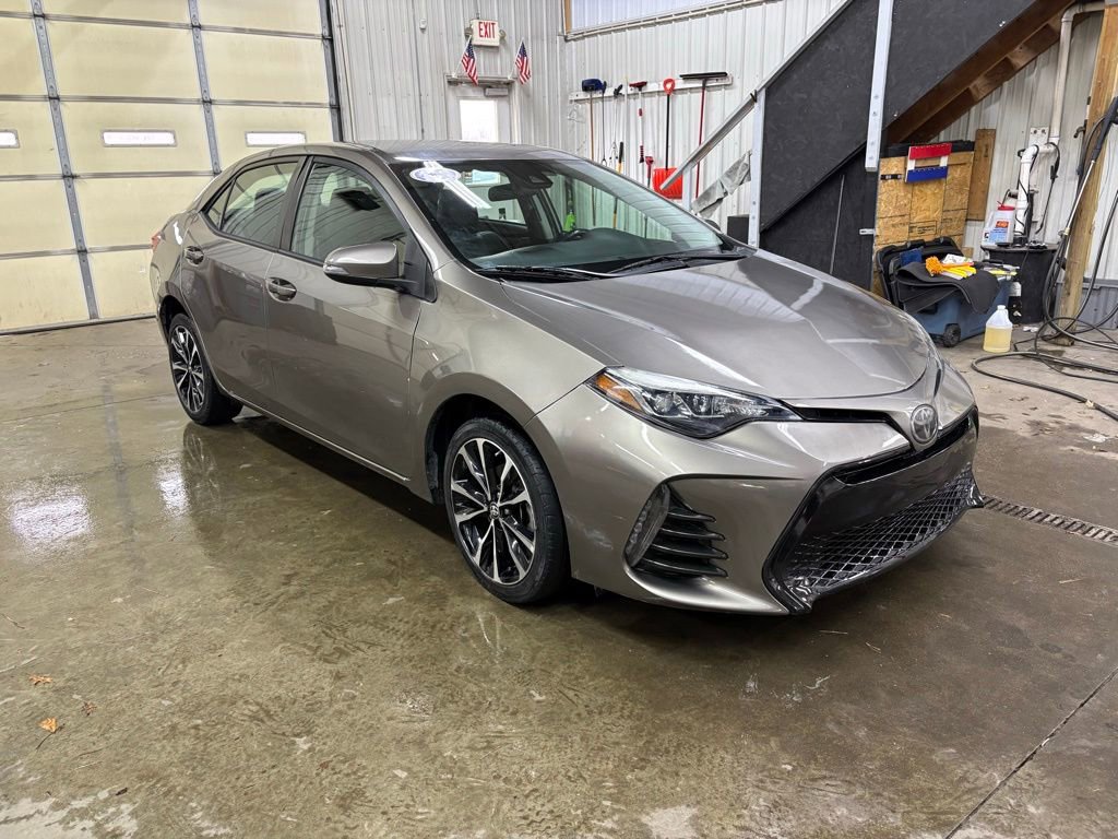 Used 2019 Toyota Corolla SE FWD image 1