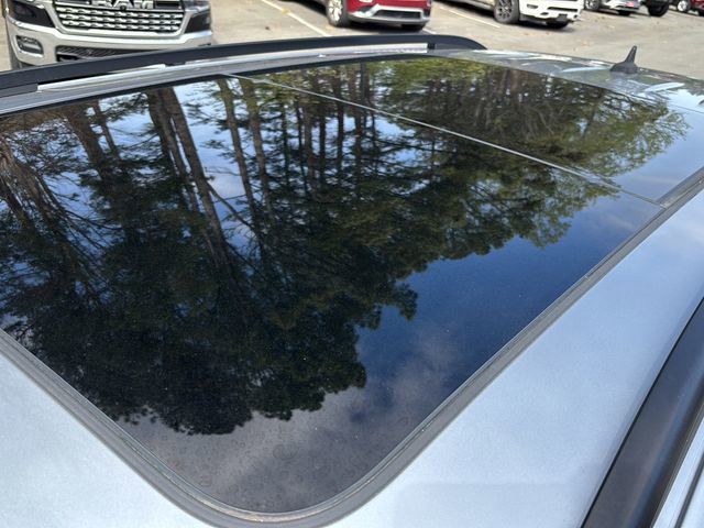 Used 2020 Volkswagen Tiguan SE image 15