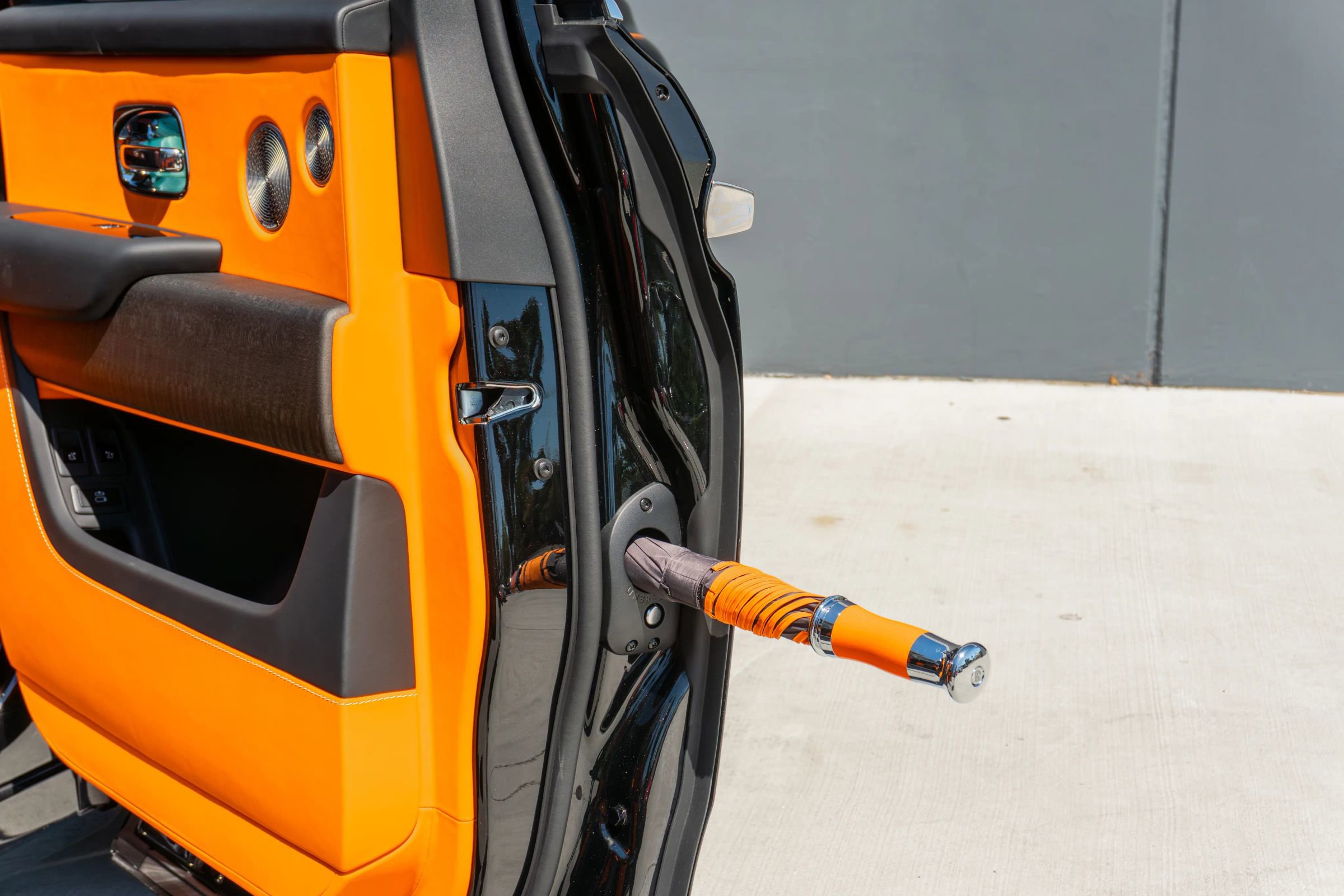 Used 2025 Rolls-Royce Cullinan image 53