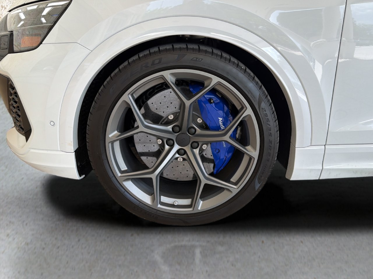 Used 2026 Audi RS Q8 performance AWD/4WD image 29