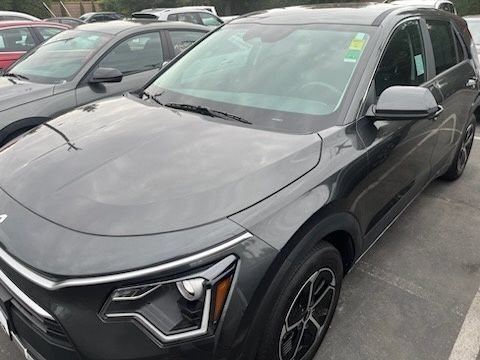 Used 2026 Kia Niro LX FWD image 2