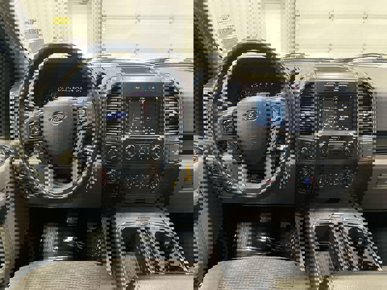 Used 2019 Ford F150 XLT w/ Equipment Group 302A Luxury image 3