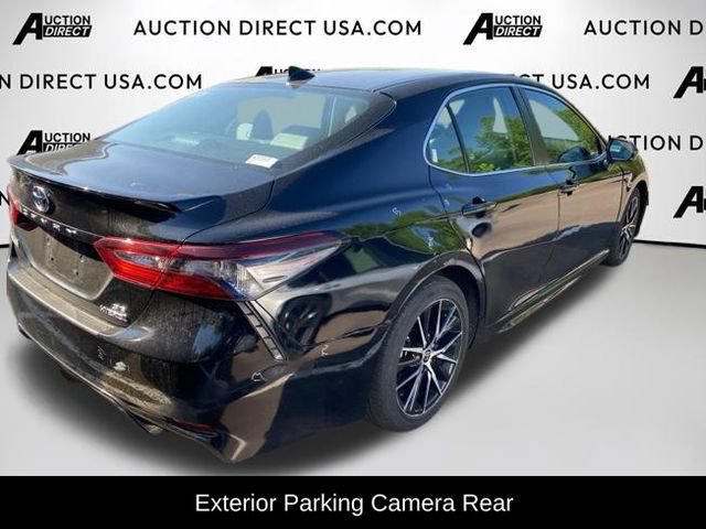 Used 2022 Toyota Camry SE FWD image 6