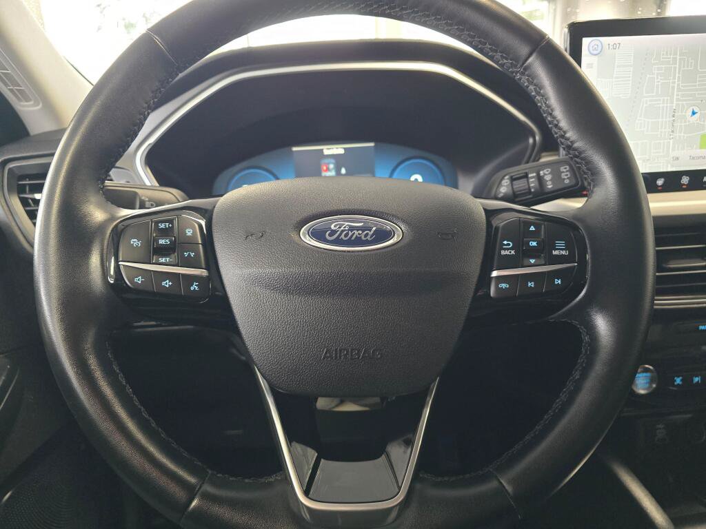 Used 2024 Ford Escape Platinum AWD/4WD image 27