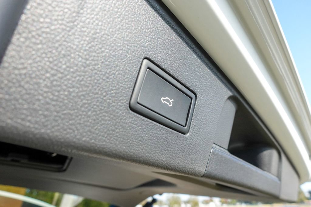 New 2026 Volkswagen Atlas SEL Premium R-Line image 30