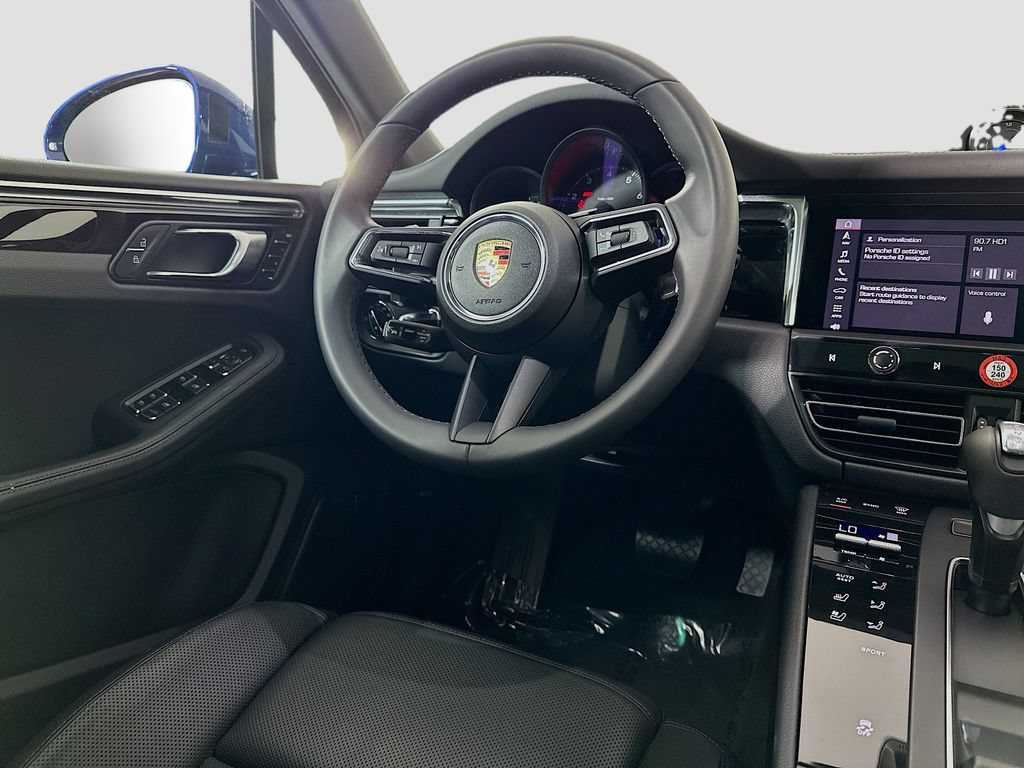 New 2025 Porsche Macan AWD/4WD image 25