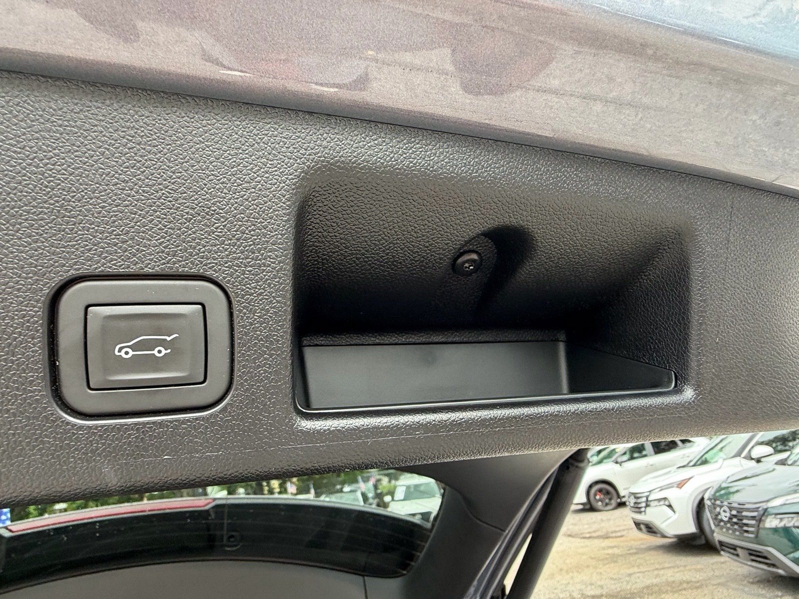Used 2025 Chevrolet Equinox EV LT w/ Convenience Package FWD image 15
