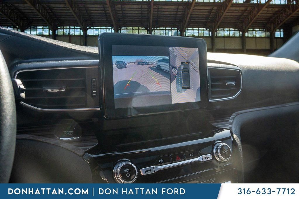 Used 2022 Ford Explorer Limited w/ Equipment Group 301A image 8