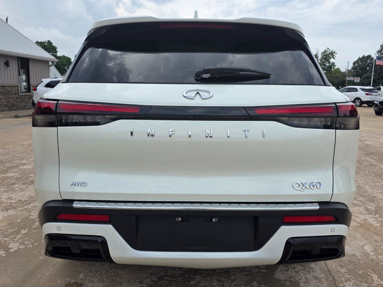 Used 2023 INFINITI QX60 Luxe AWD/4WD image 21