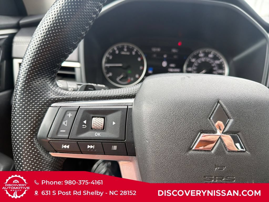 Used 2024 Mitsubishi Outlander SE AWD/4WD image 23