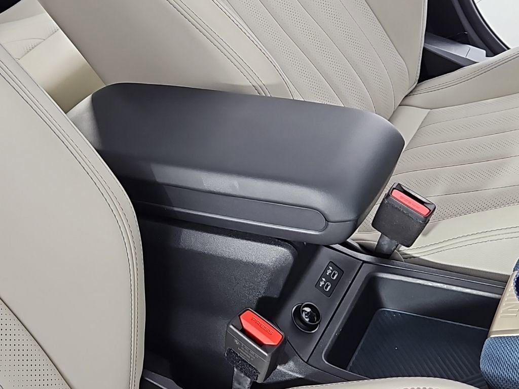 Certified 2025 MINI Cooper Countryman S image 16