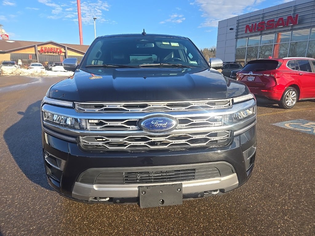 Used 2022 Ford Expedition Max Platinum image 2