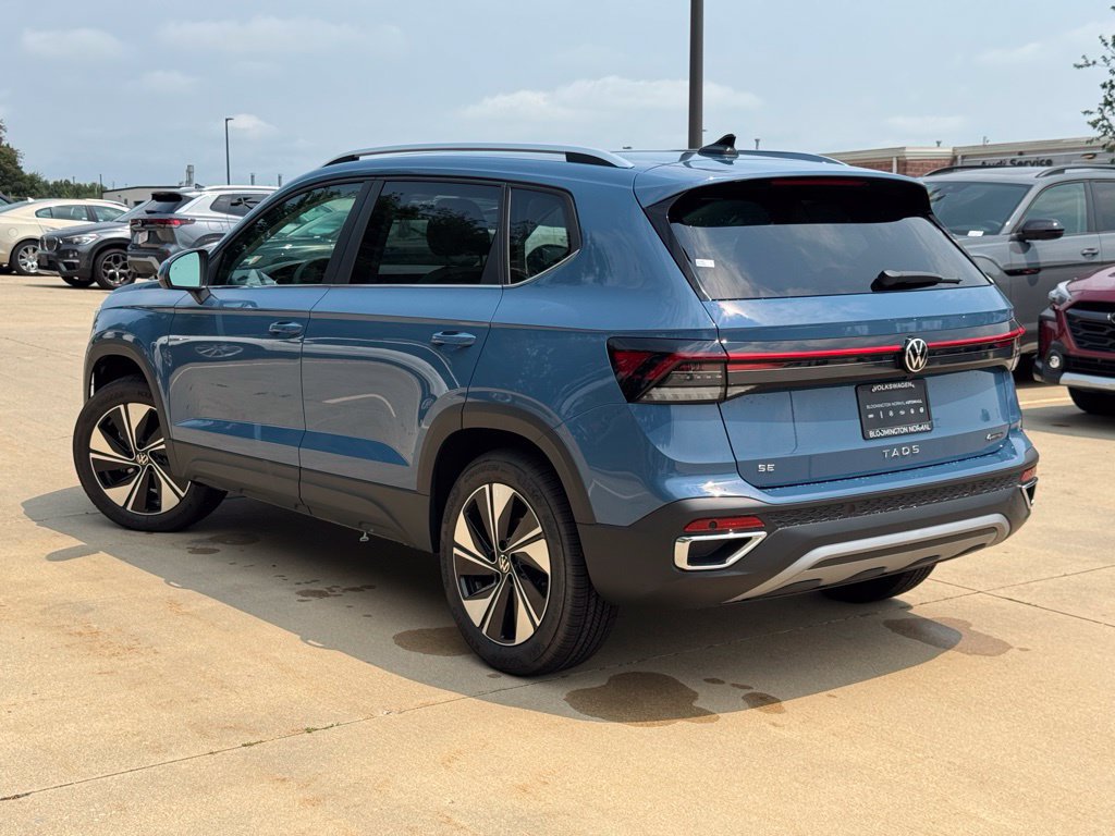 New 2026 Volkswagen Taos SE AWD/4WD image 3