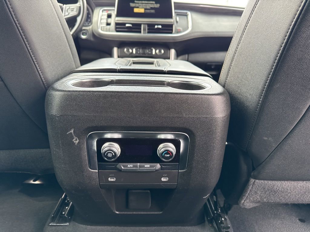 Used 2024 GMC Yukon XL SLT image 26