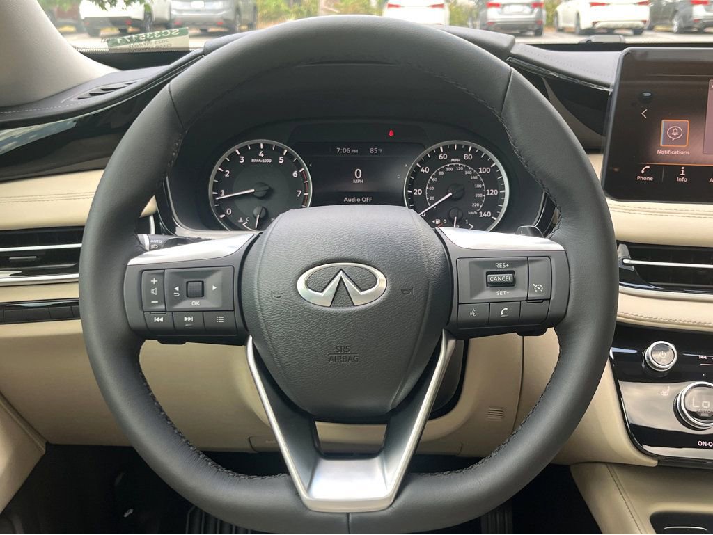 Certified 2025 INFINITI QX60 Pure image 10