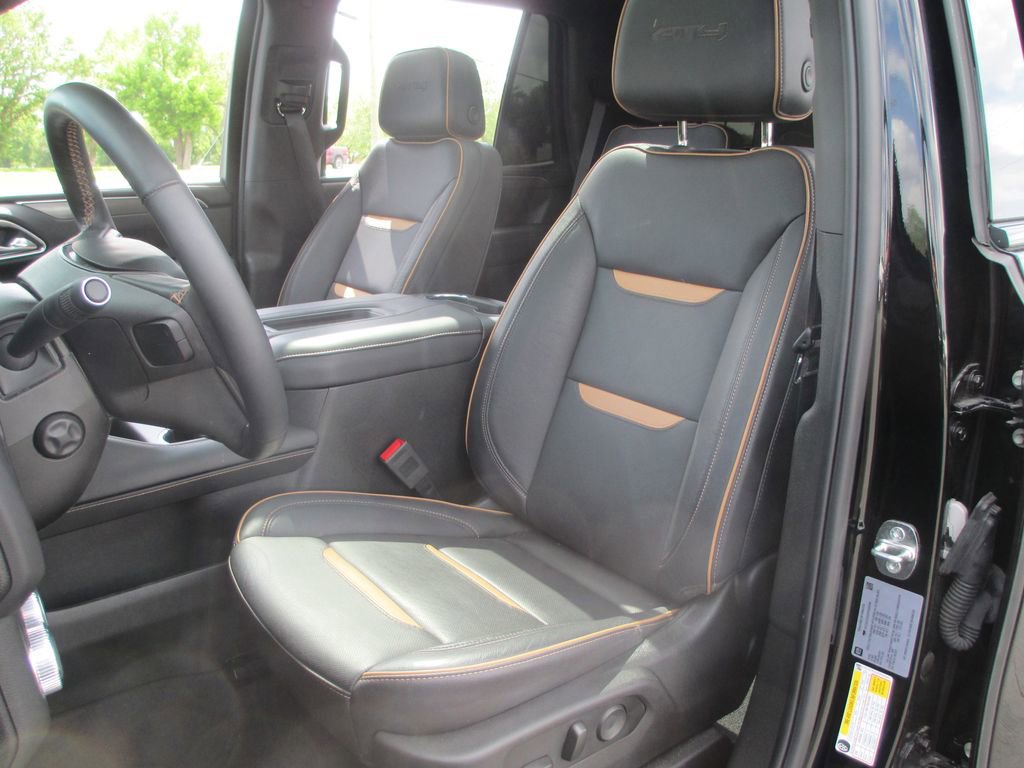Used 2023 GMC Yukon AT4 w/ LPO, Floor Liner Package AWD/4WD image 20