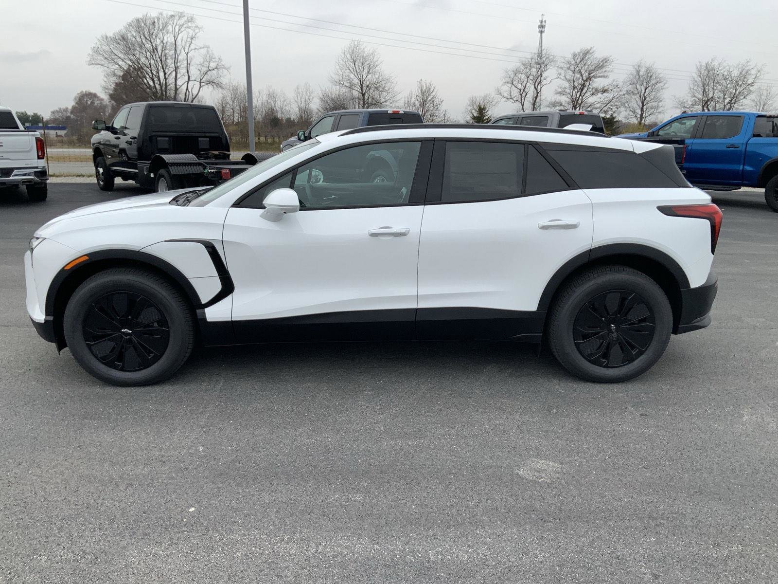 New 2026 Chevrolet Blazer EV LT image 10
