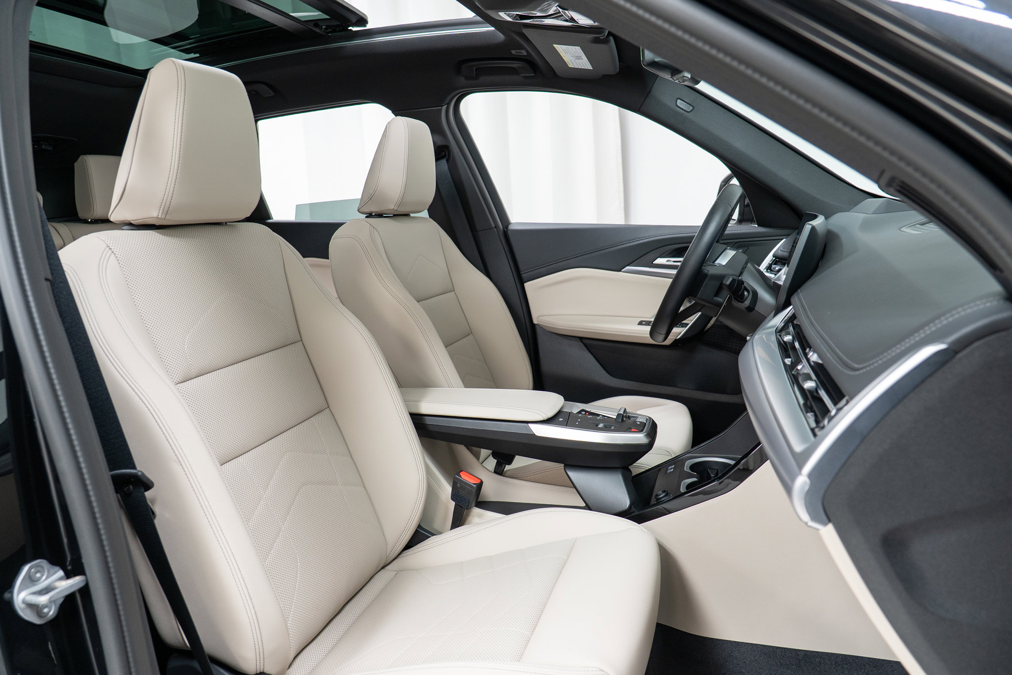 Used 2025 BMW X1 xDrive28i w/ Technology Package image 22