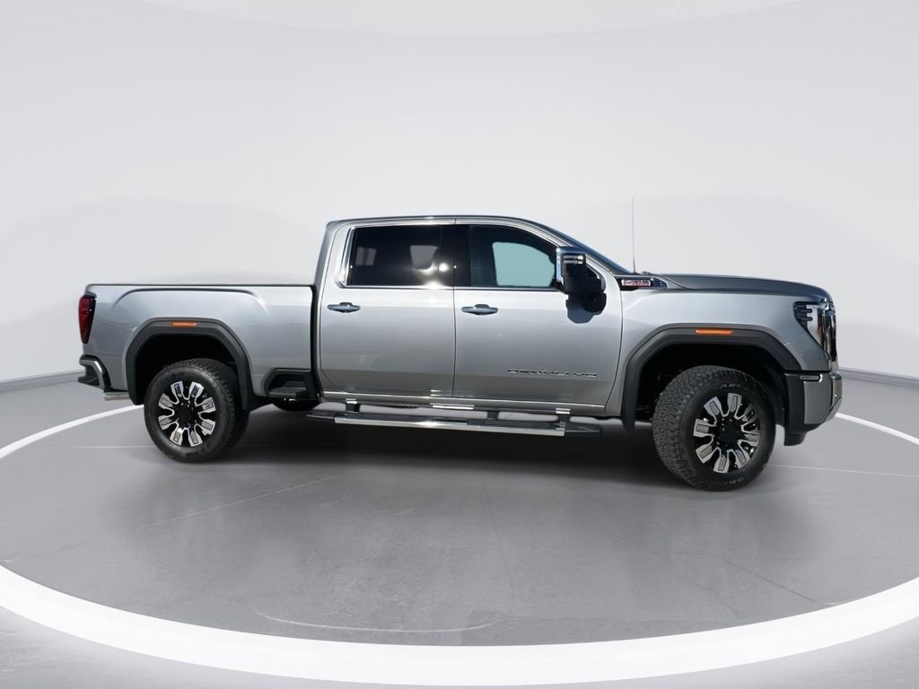 New 2026 GMC Sierra 3500 Denali AWD/4WD image 2