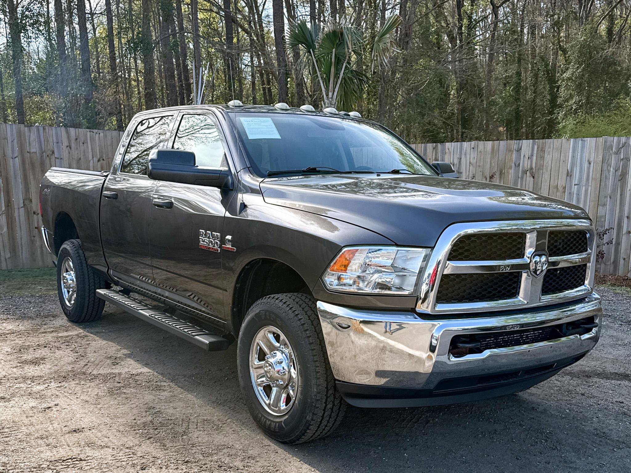 Used 2016 RAM 2500 Tradesman w/ Chrome Appearance Group image 15