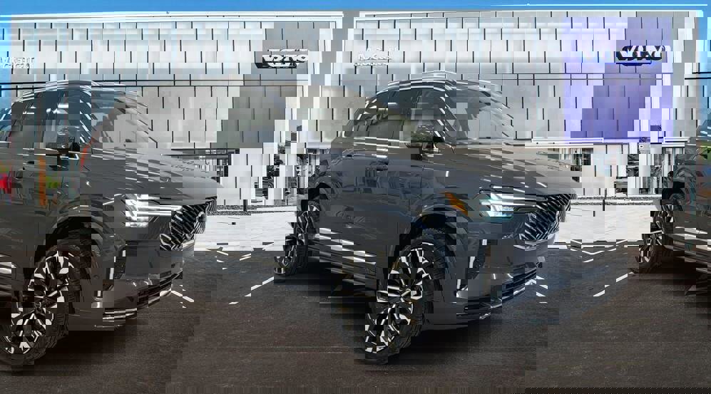 New 2026 Volvo XC90 B6 Ultra image 1