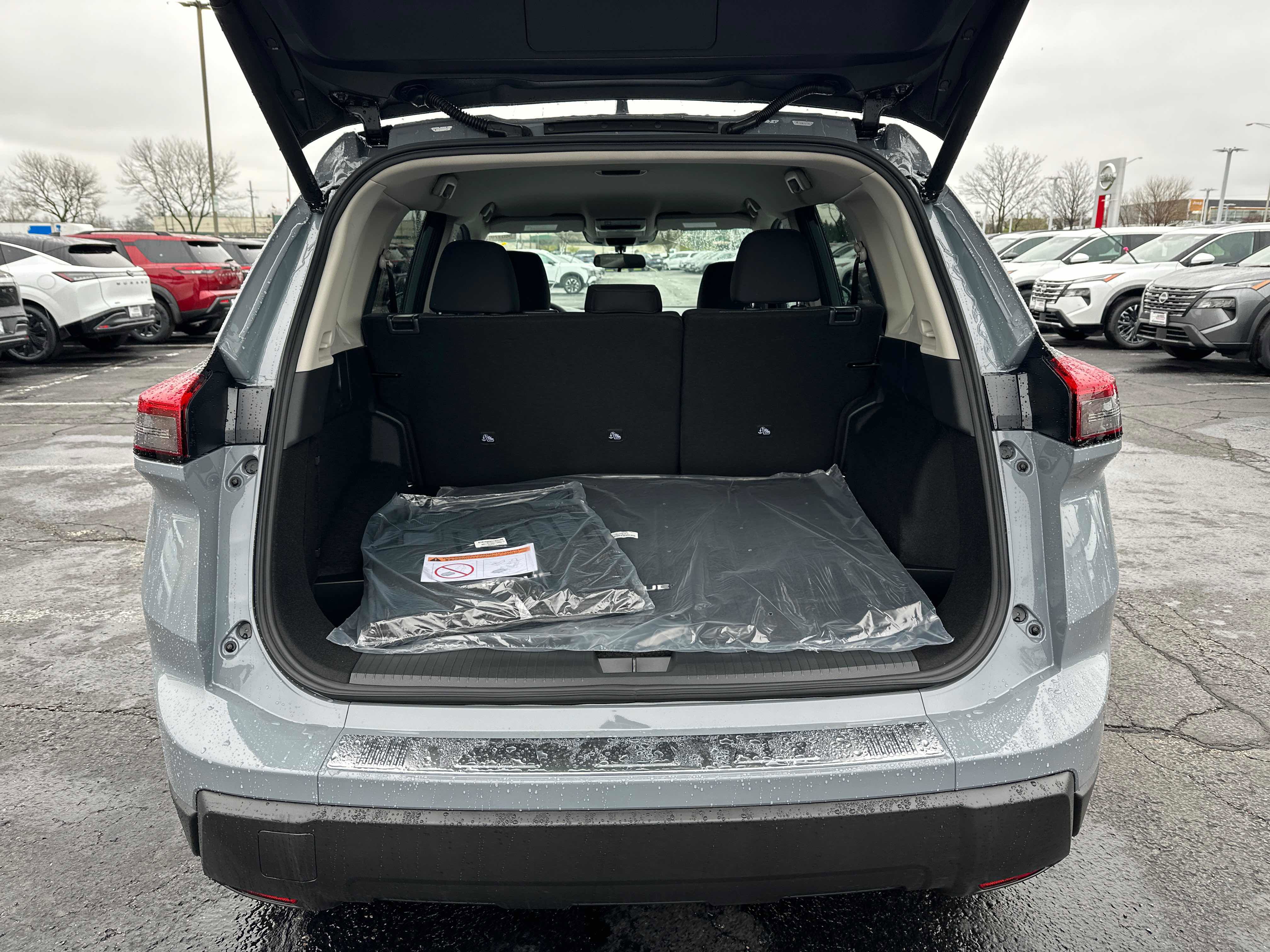 New 2026 Nissan Rogue SV w/ Cold Weather Package AWD/4WD image 15