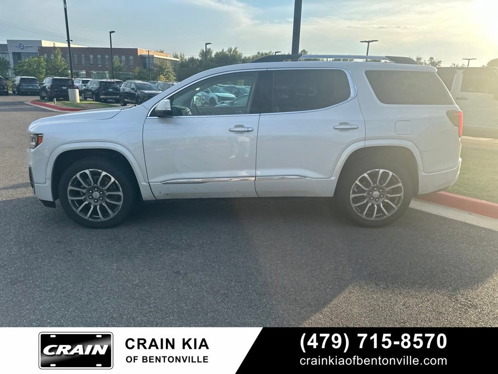 Used 2021 GMC Acadia Denali w/ Denali Technology Package FWD image 2