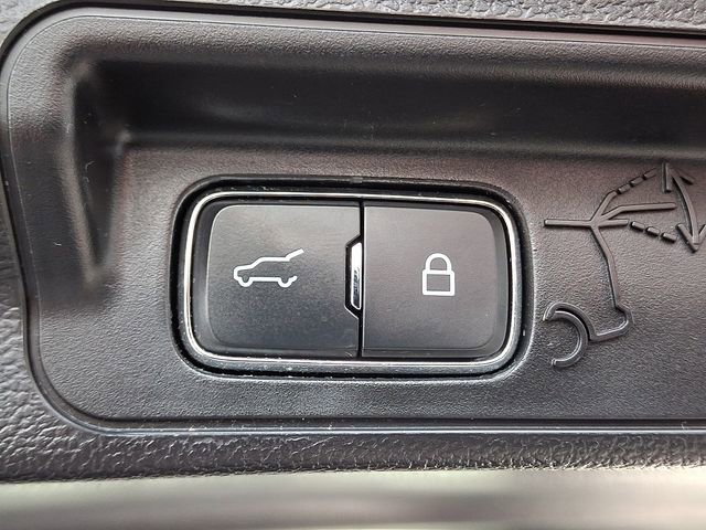 Certified 2023 Ford Explorer XLT w/ Equipment Group 202A image 31