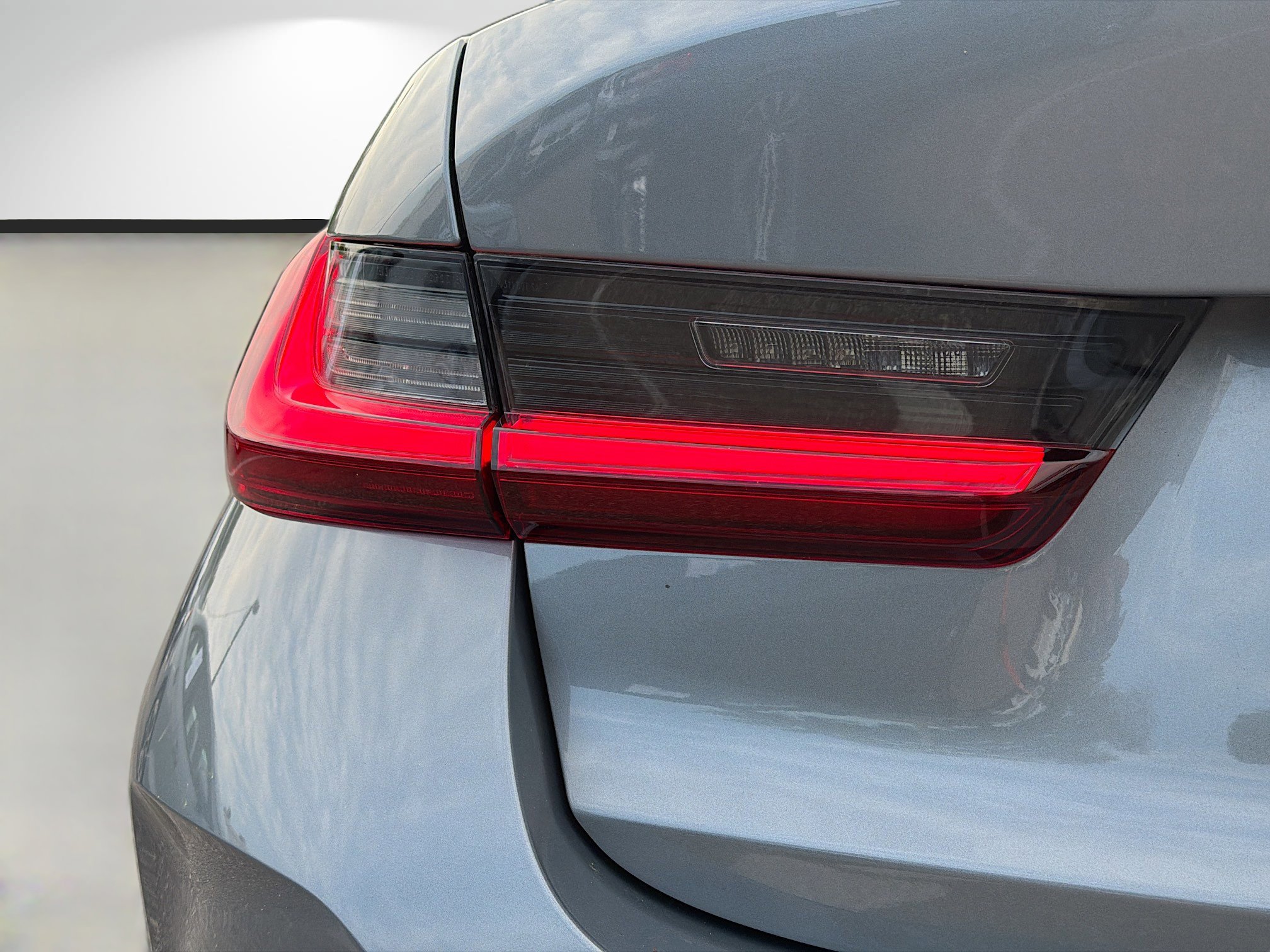 Used 2025 BMW 330i Sedan image 10