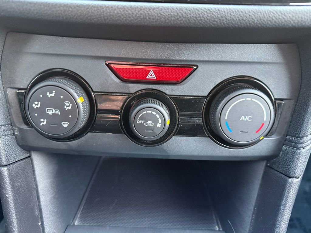 Used 2018 Subaru Crosstrek 2.0i Premium image 14