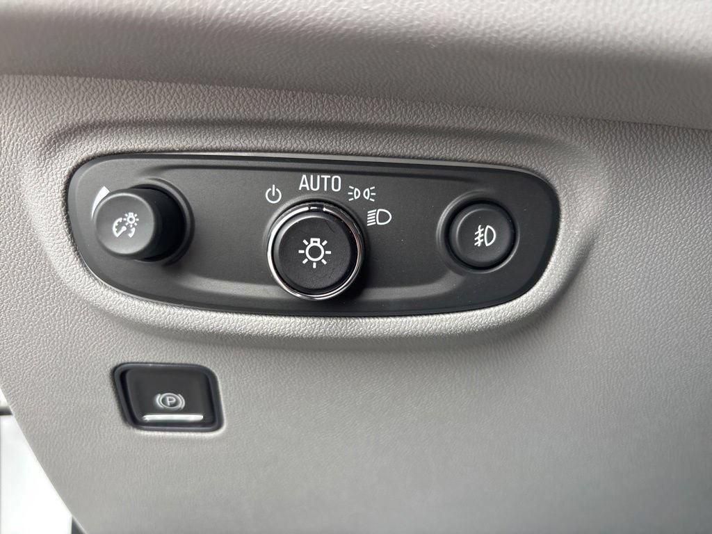 Used 2023 GMC Terrain SLT FWD image 27