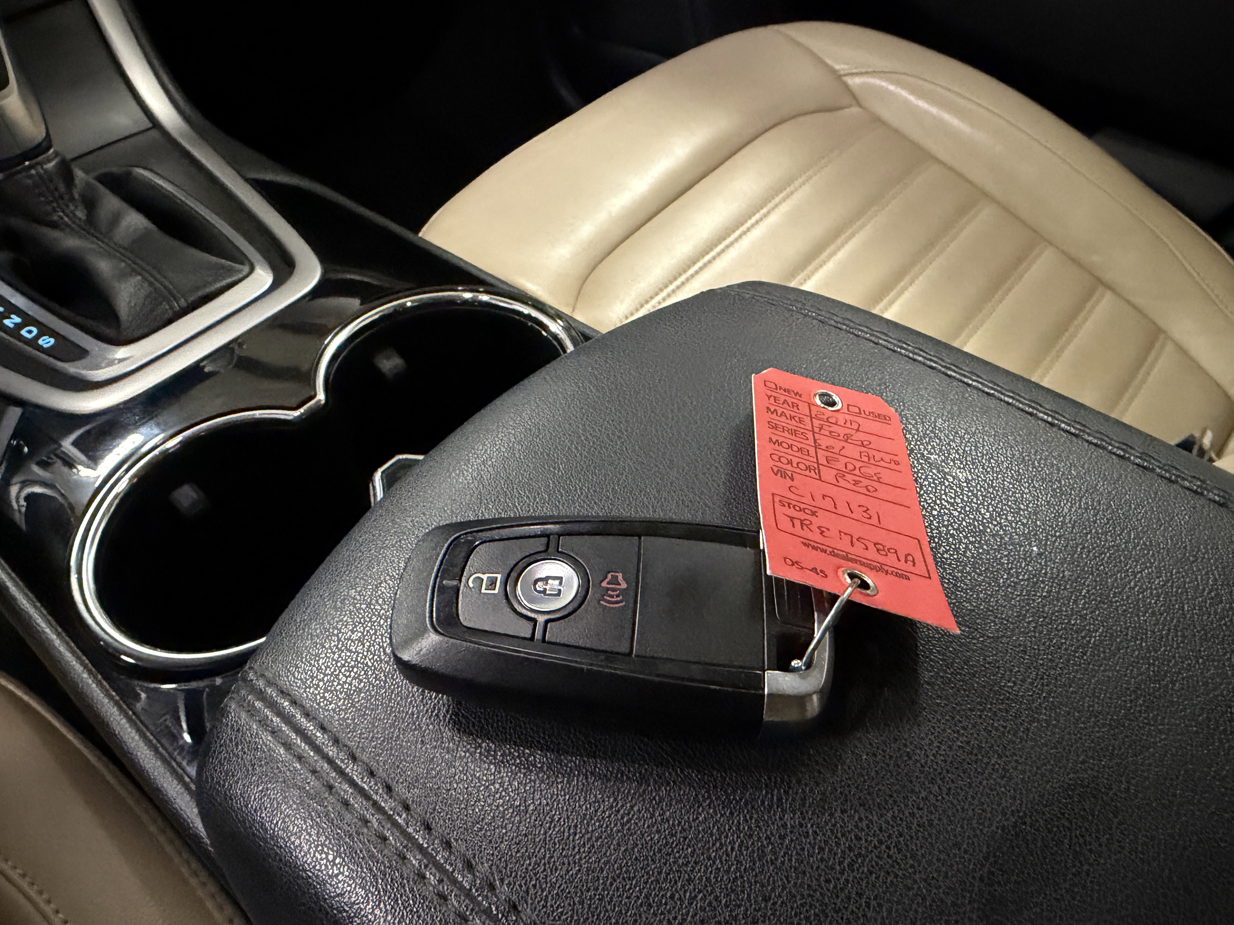 Used 2017 Ford Edge SEL w/ Equipment Group 201A image 13